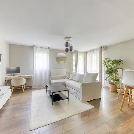Lumineux 3 Pieces Paris / Apartment Champs-Sur-Marne